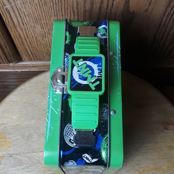 Teenage Mutant Ninja Turtles GreenTin Box 2015 - Picture 7 of 16